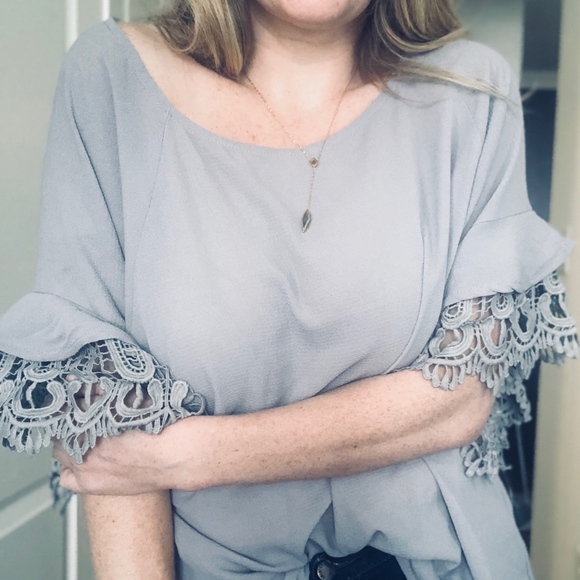 Dana Crochet Trim Top - Picture 2 of 2